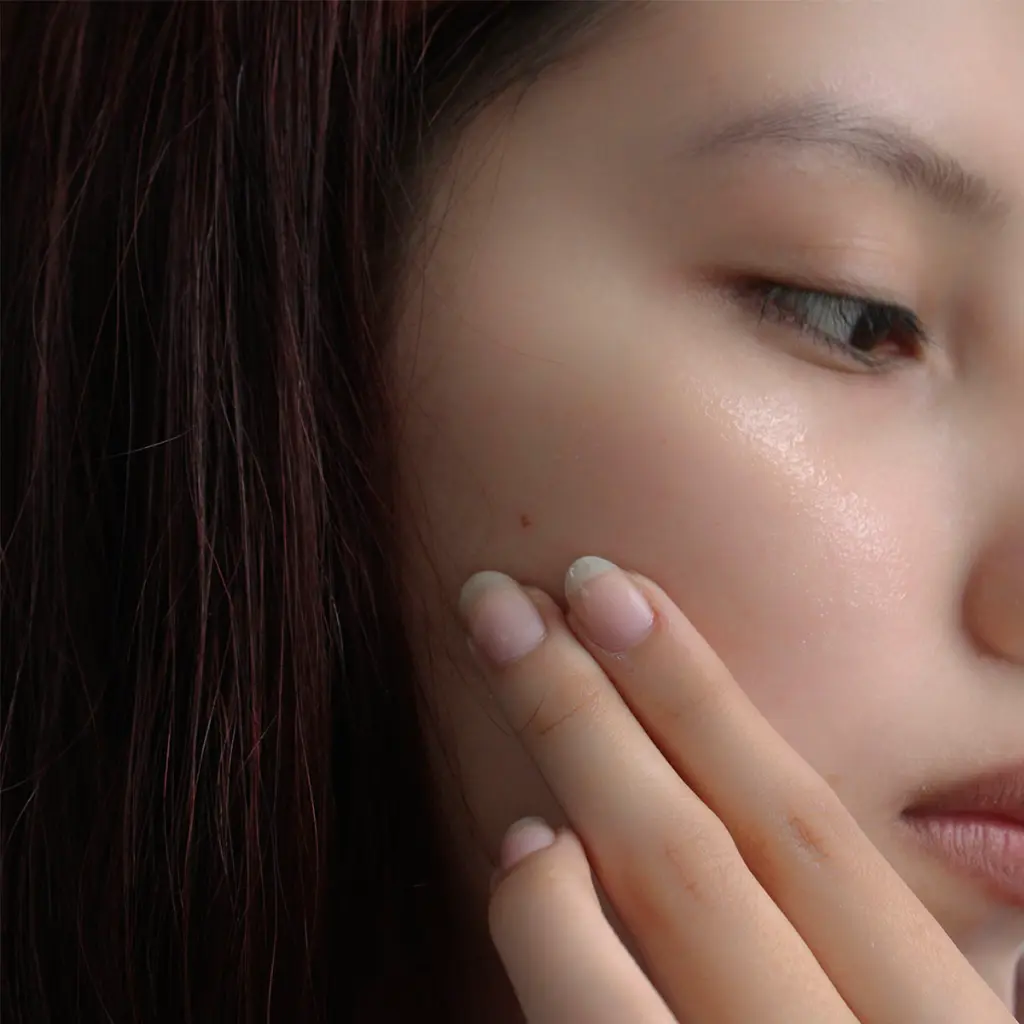 serum facial aplicación.webp